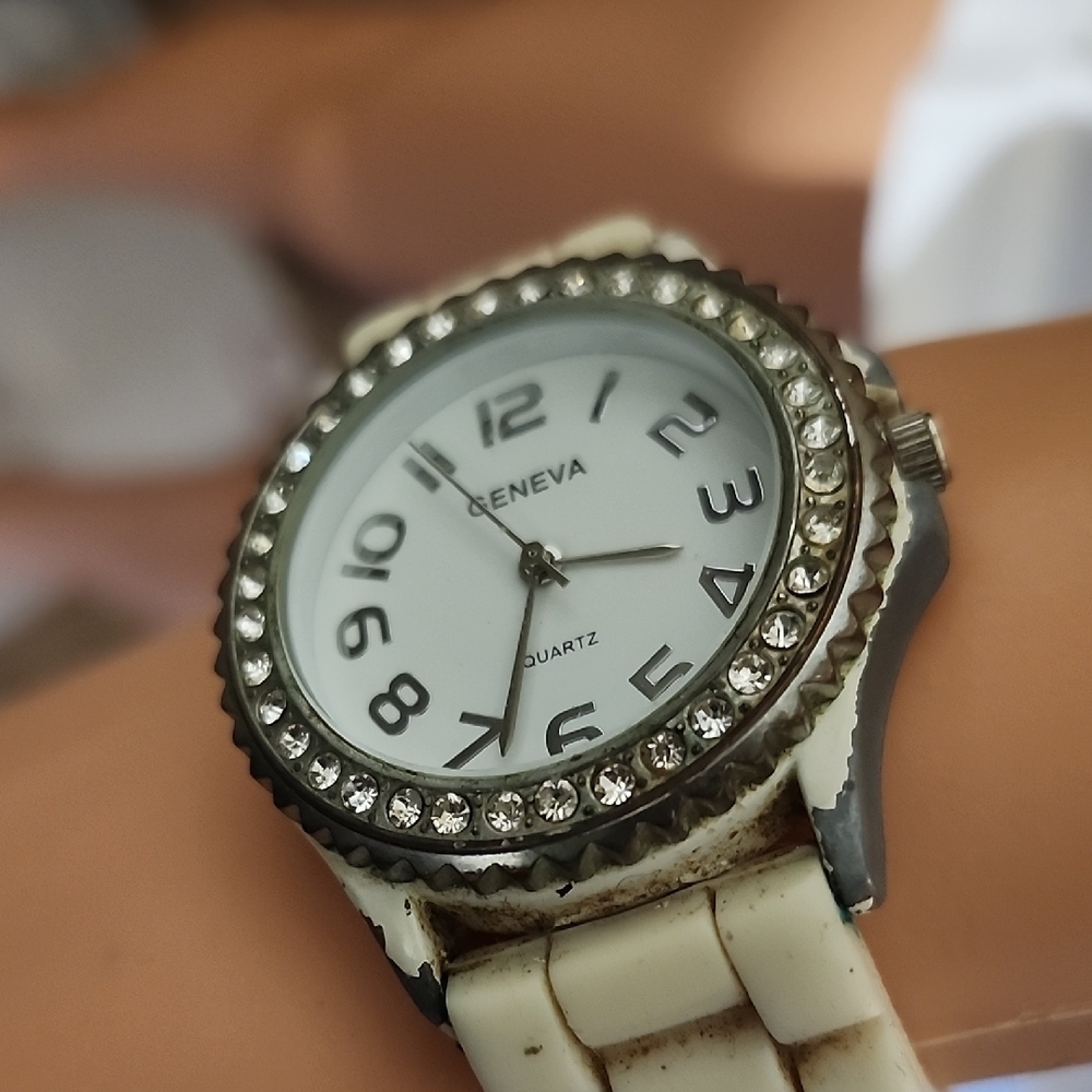 Geneva Cream Watch with Crystal Bezel